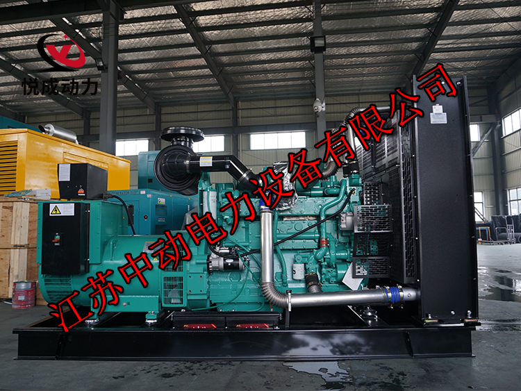 KTAA19-G6A重慶康明斯動力配套600KW柴油發電機組