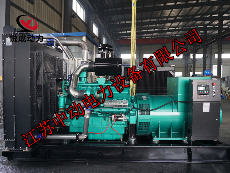 TCU680南通股份700KW柴油發(fā)電機(jī)組