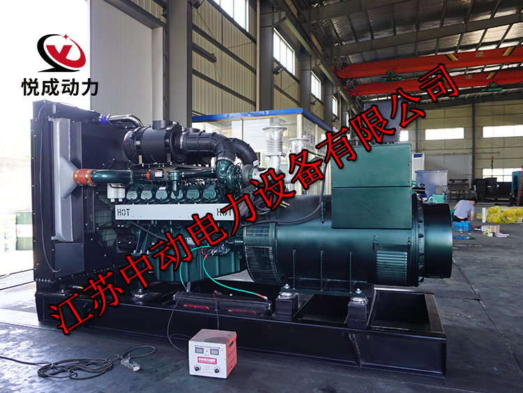 DP222CB韓國斗山700KW柴油發(fā)電機(jī)組